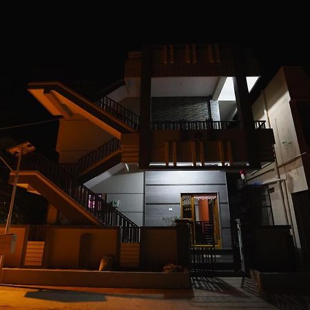 Akash Homestay Hampi Bagian luar foto