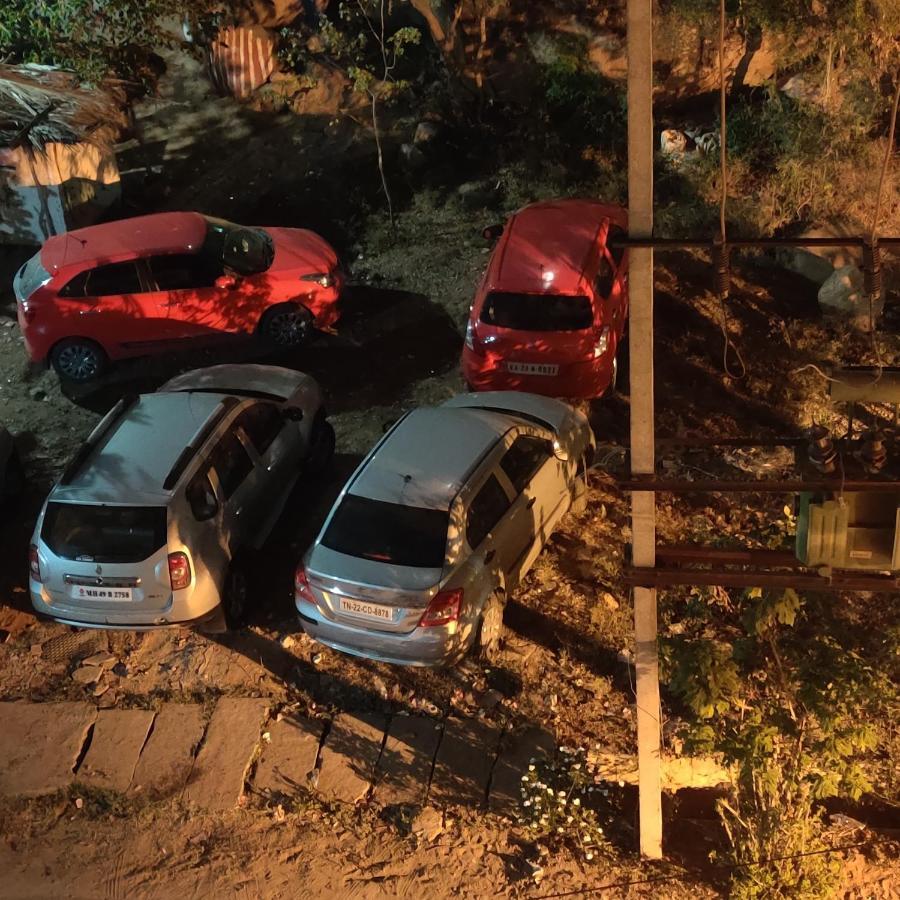 Akash Homestay Hampi Bagian luar foto