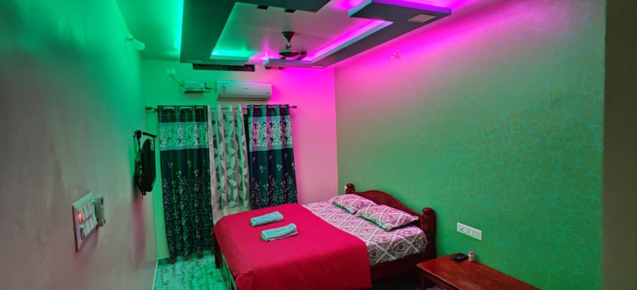 Akash Homestay Hampi Bagian luar foto