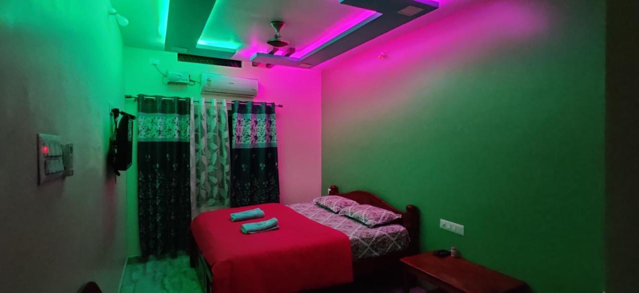 Akash Homestay Hampi Bagian luar foto