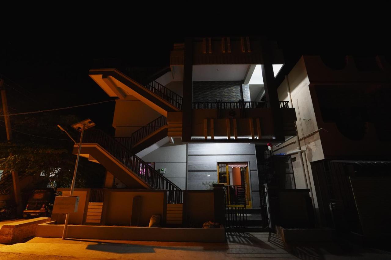 Akash Homestay Hampi Bagian luar foto