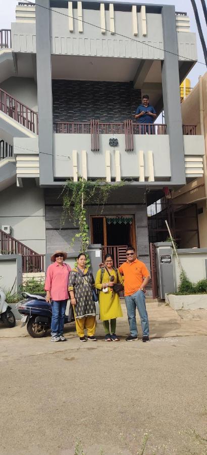 Akash Homestay Hampi Bagian luar foto