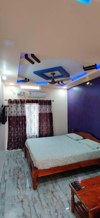 Akash Homestay Hampi Bagian luar foto